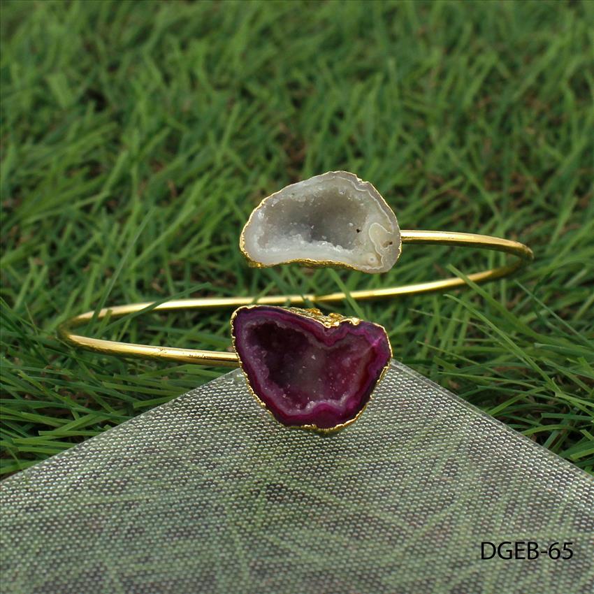 Geode Druzy Bracelet, Elegant Adjustable Bracelet, Gold Plated Bracelet, Natural Geode Druzy Bracelet, Gemstone Jewelry  (DGEB-62)